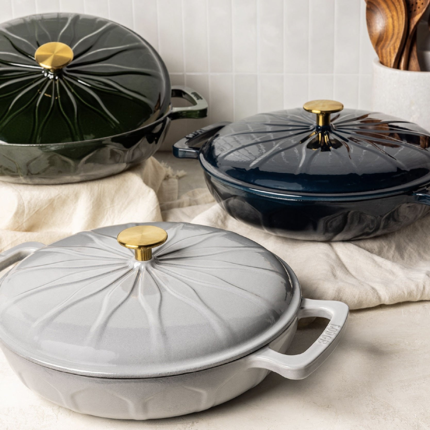 New designs, rich colors. Introducing Luxe Enamel.